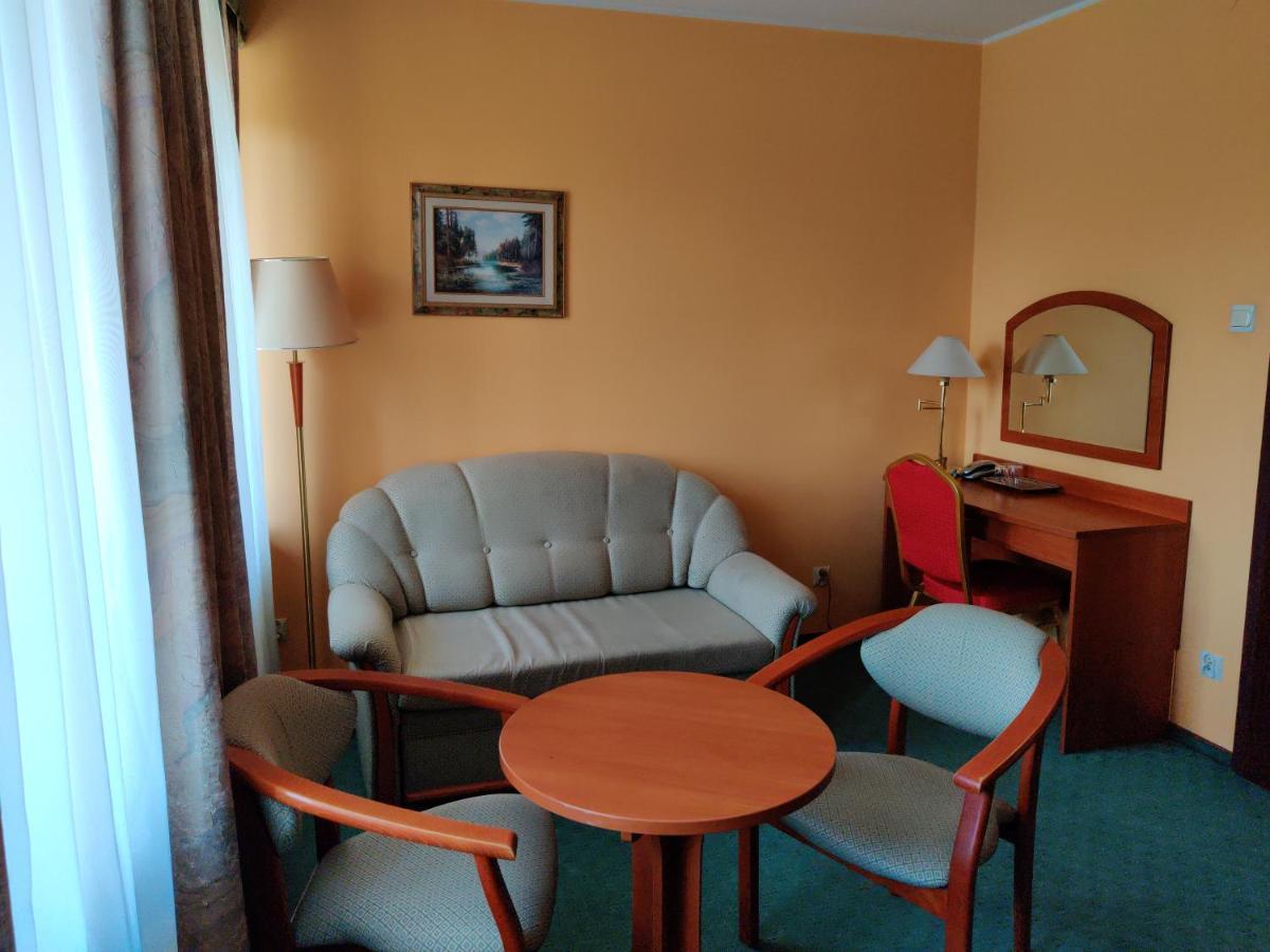 Hotel Zulawy Elblag Esterno foto