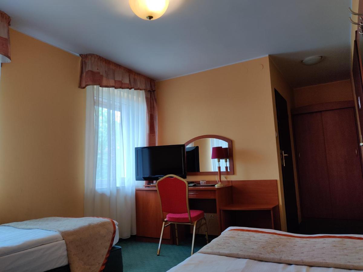 Hotel Zulawy Elblag Esterno foto
